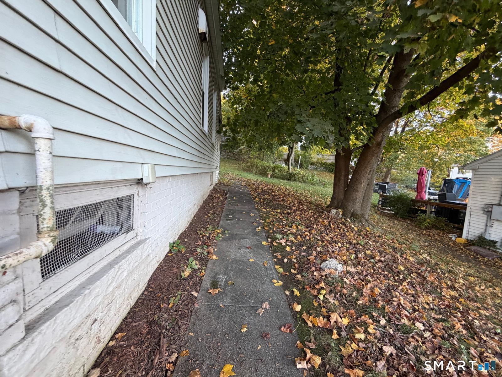 35 Edgehill Avenue photo 28