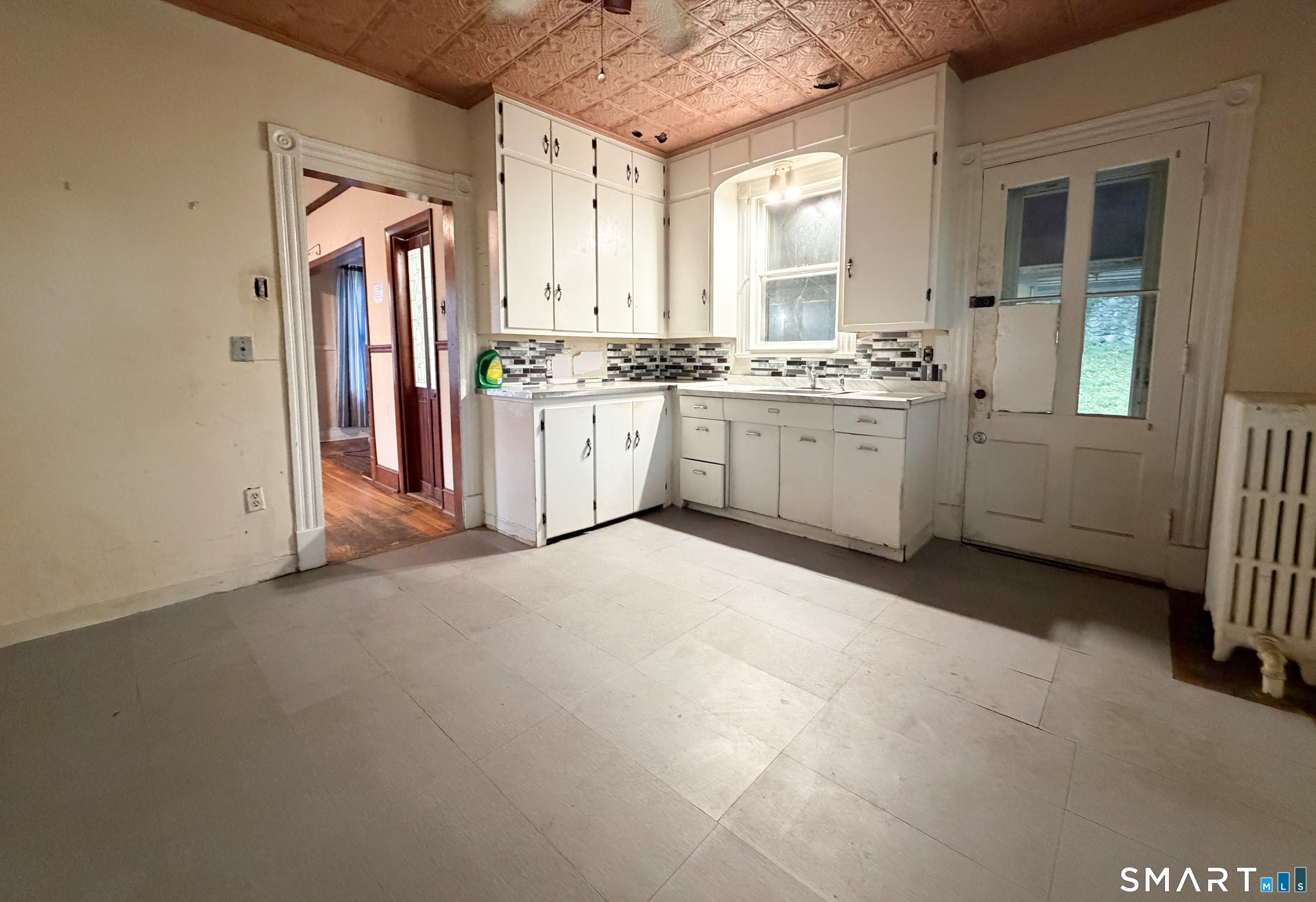 35 Edgehill Avenue photo 14