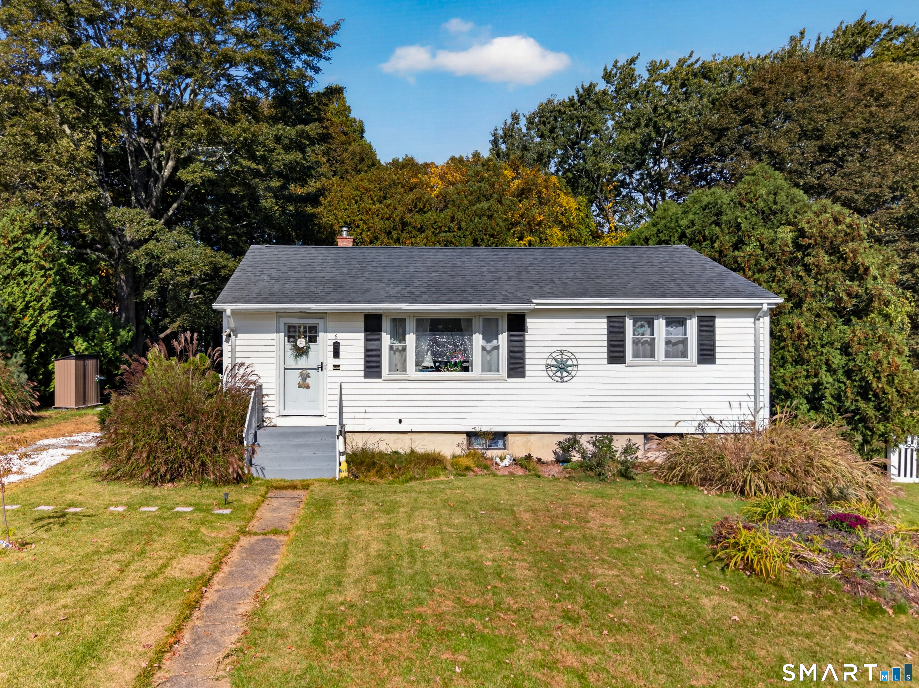 Photo 2 of Single family home for sale at 6 Hilltop Ter, Waterford, CT 06385 | MLS# 24215585 | Listing updated on 2026-10-30