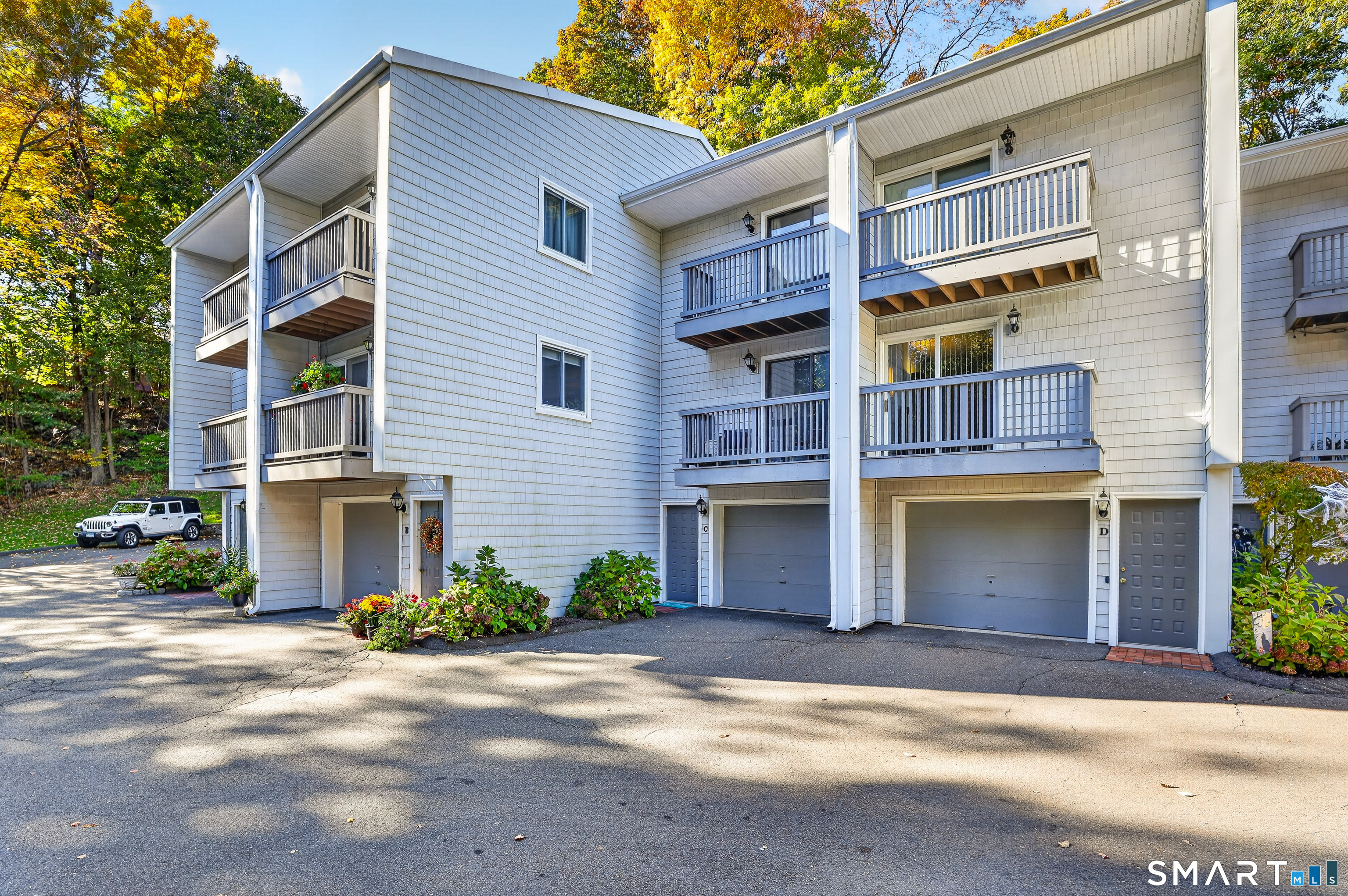 16 Rockmeadow Road, Norwalk, Connecticut photo 1