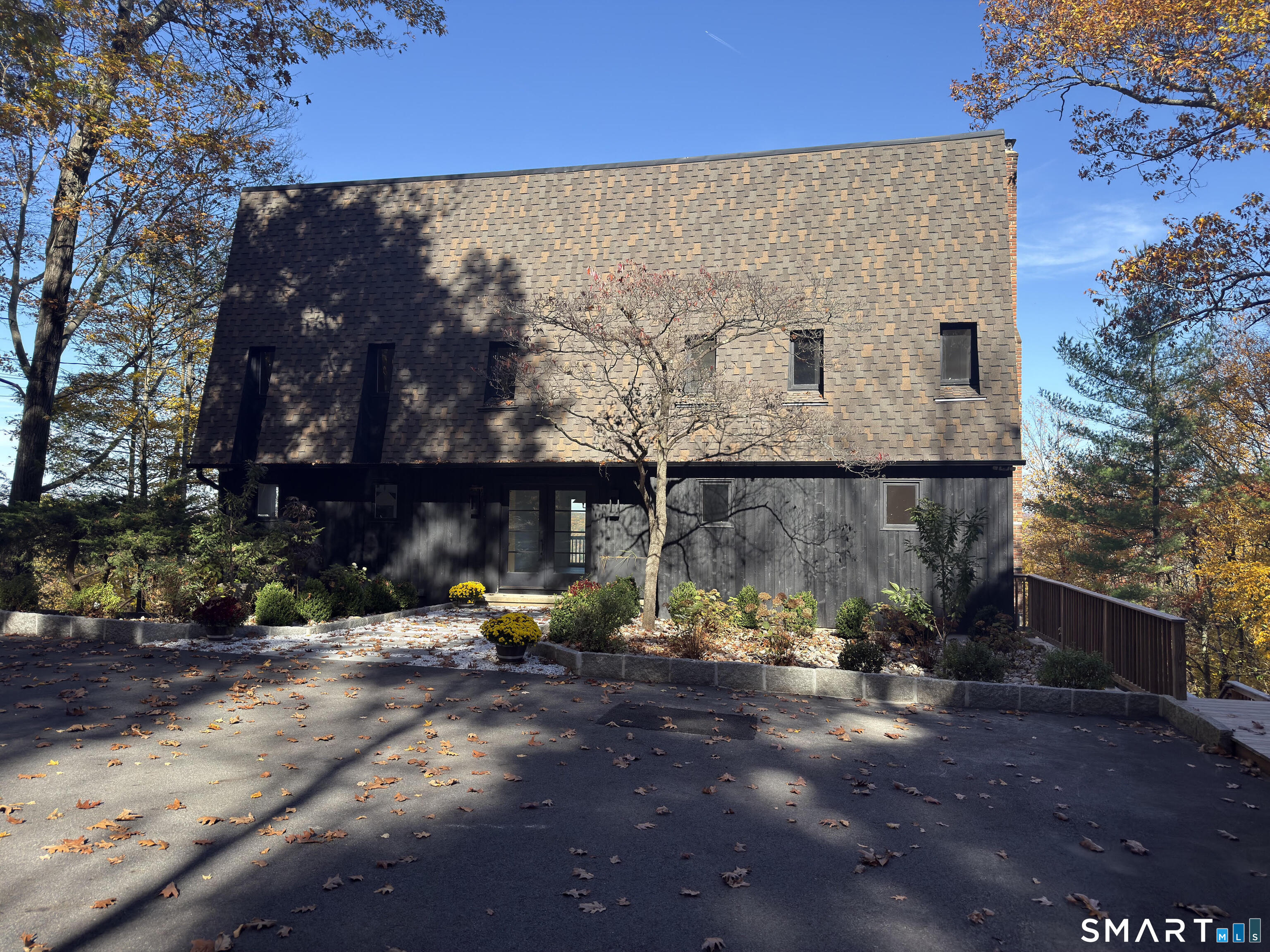 12 Hillcrest Court
