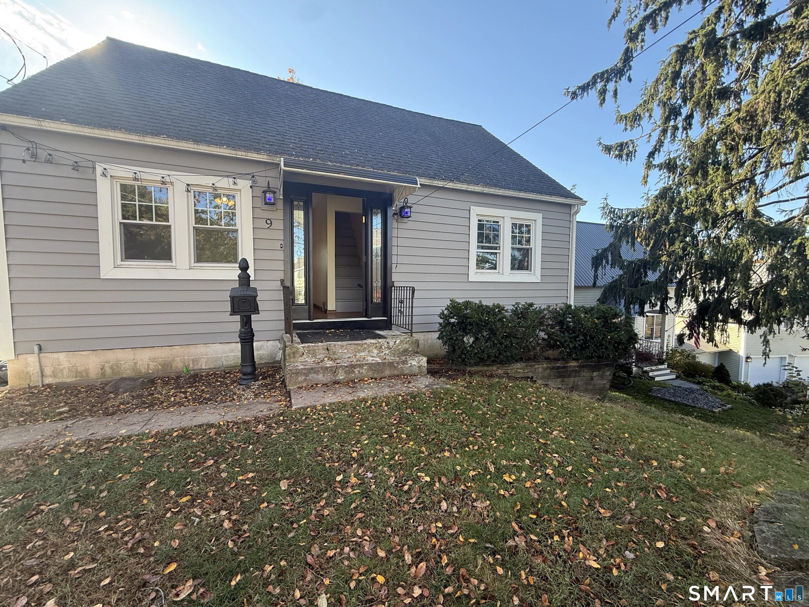 Photo 1 of Single family home for sale at 9 Magnolia Pl, Middletown, CT 06457 | MLS# 24217261 | Listing updated on 2026-10-29