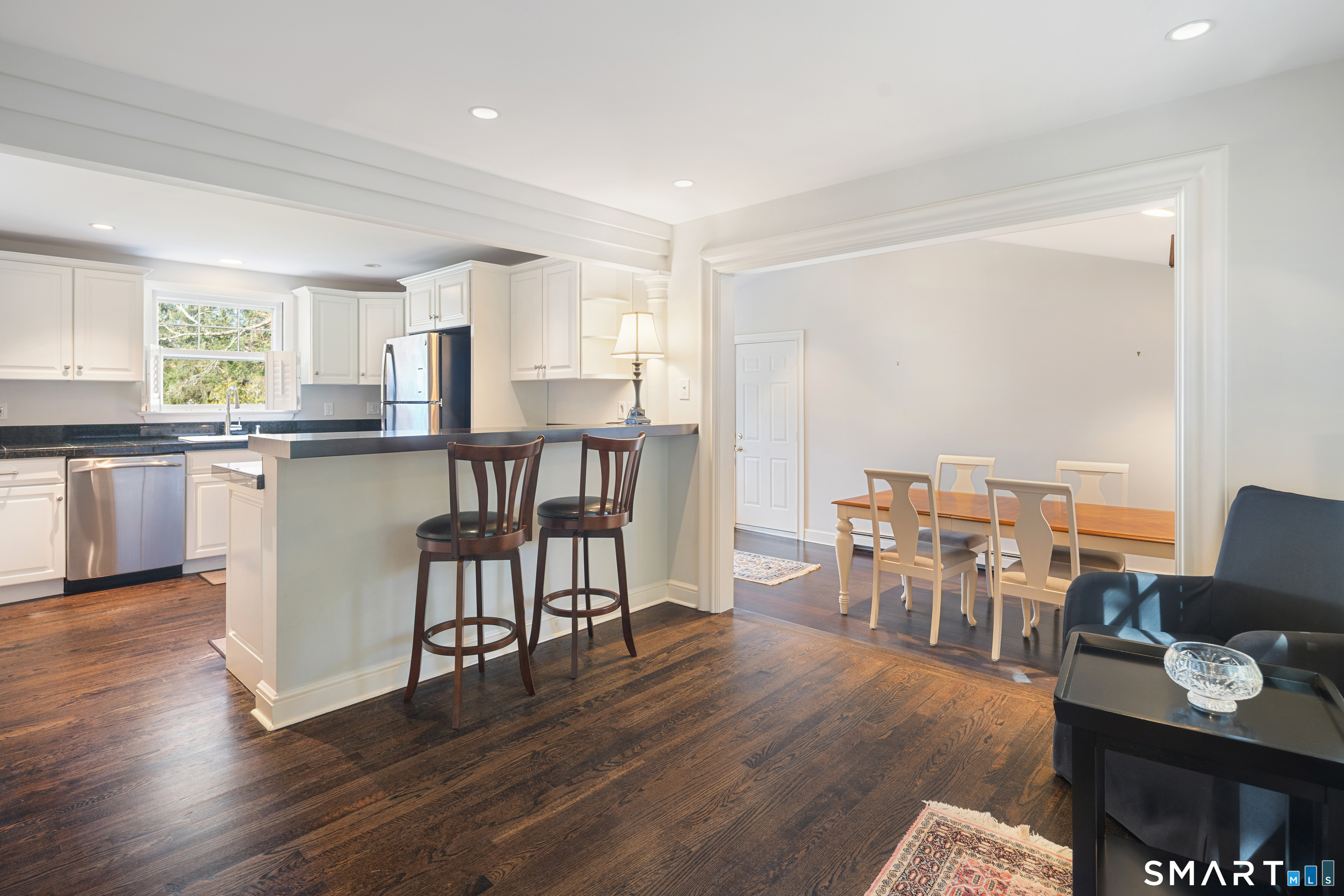 3 Allen Lane — photo 10
