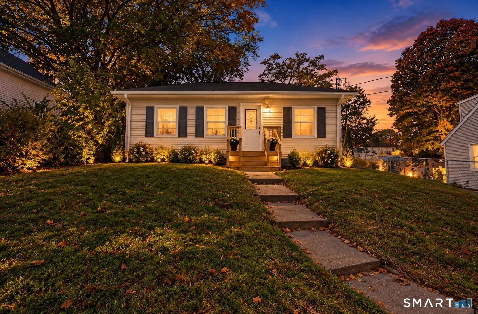 Photo 1 of Single family home for sale at 253 Spring St, Meriden, CT 06451 | MLS# 24217255 | Listing updated on 2026-10-30