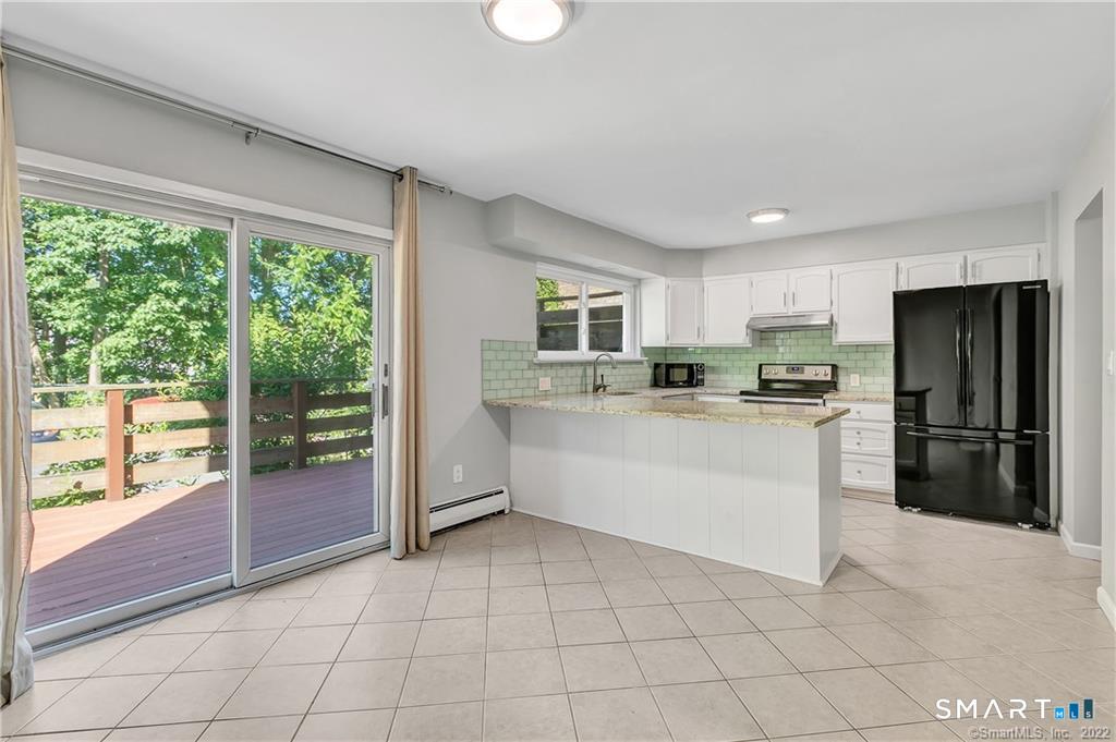 Photo 1 of Townhouse for sale at 333 Vincellette St #38, Bridgeport, CT 06606 | MLS# 24217369 | Listing updated on 2026-10-28