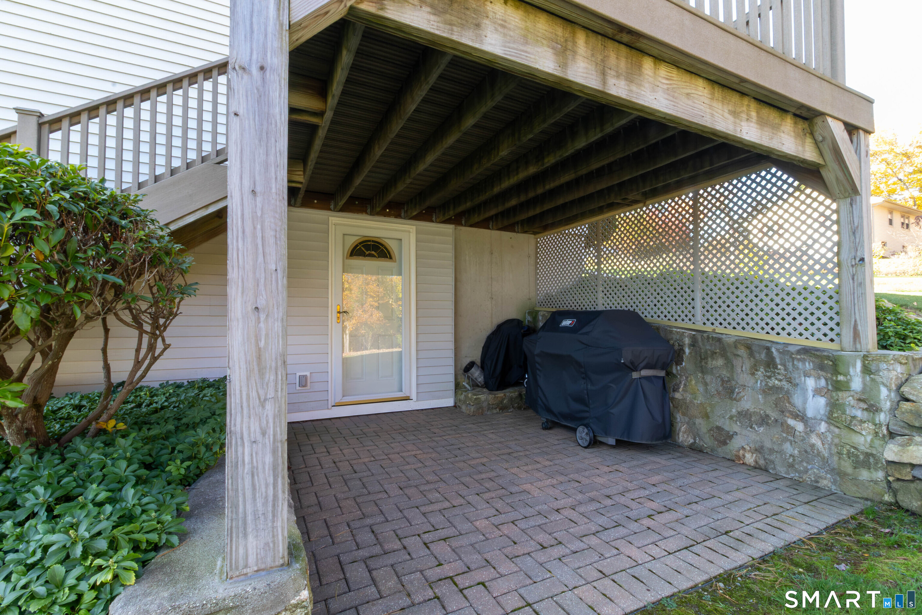 20 Hickory Street photo 18