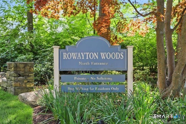 70 Rowayton Woods Drive, Norwalk, Connecticut photo 1