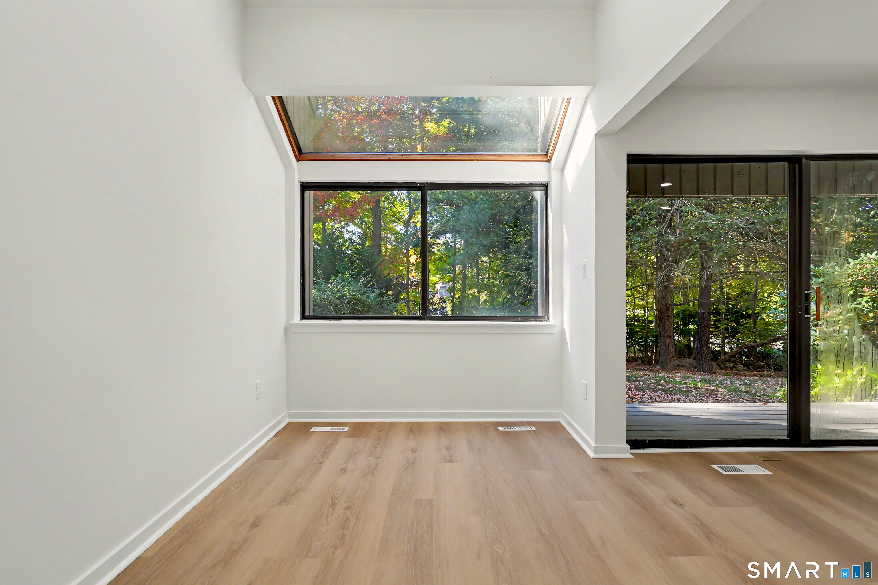 39 Whitney Glen — photo 10