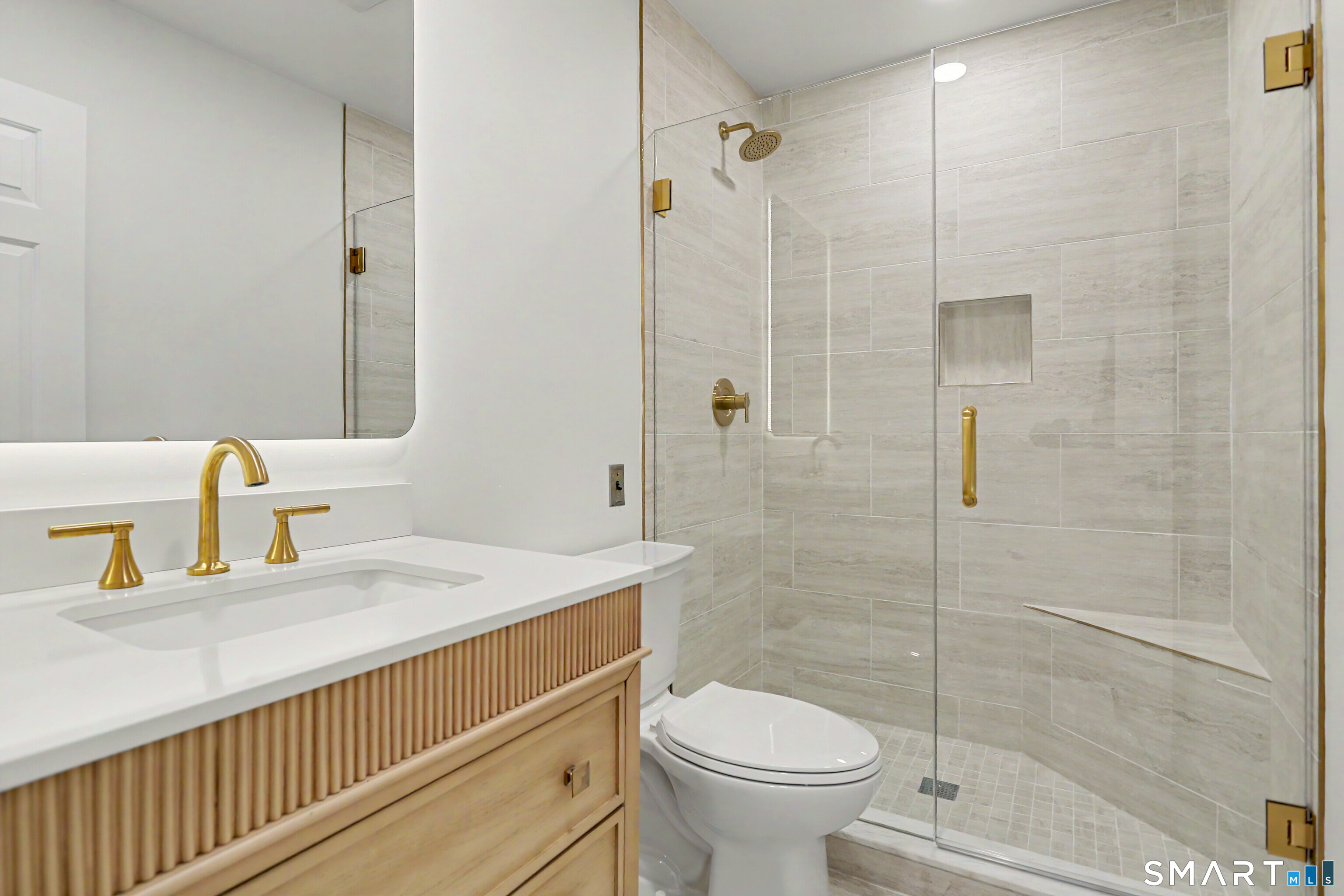 39 Whitney Glen — photo 17