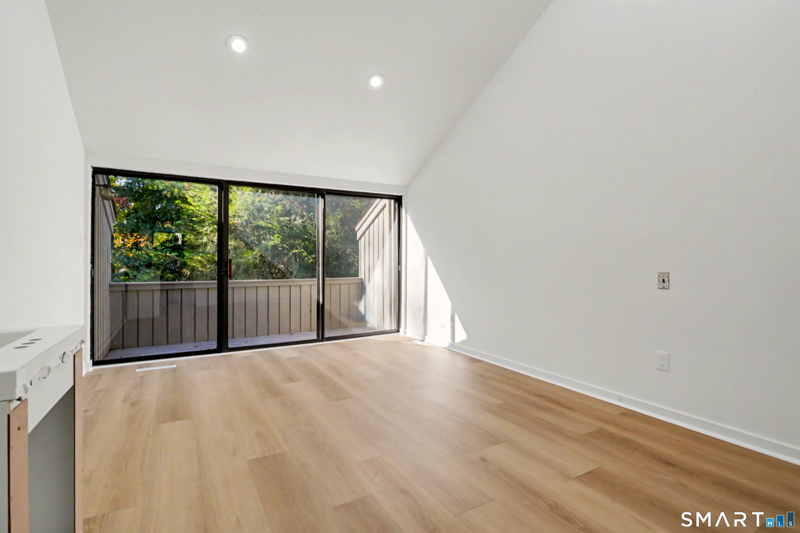 39 Whitney Glen — photo 21