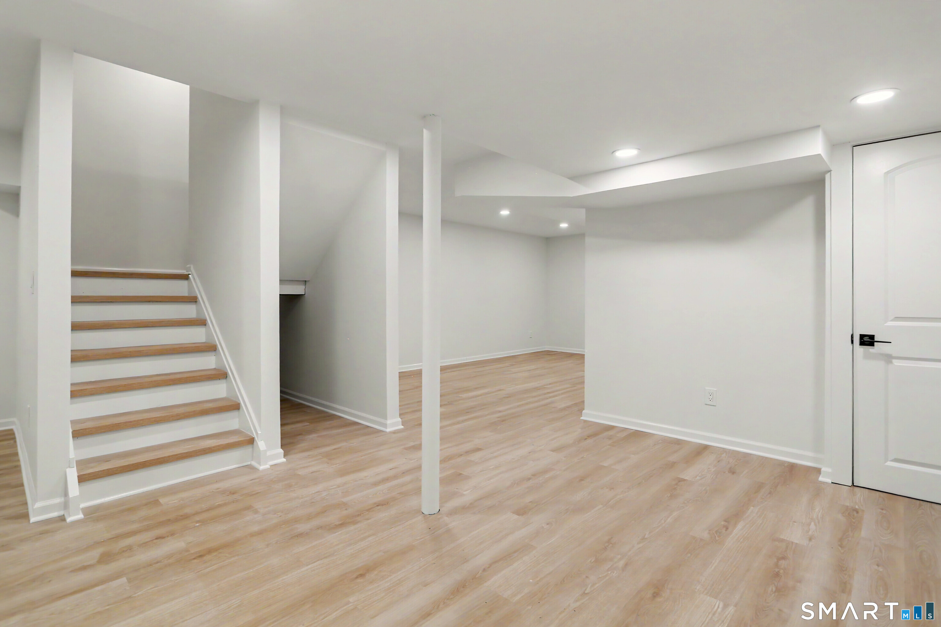 39 Whitney Glen — photo 25