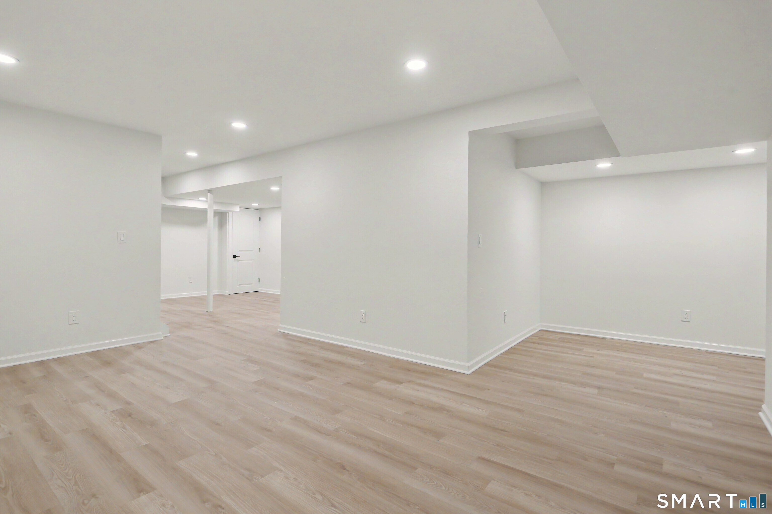 39 Whitney Glen — photo 27
