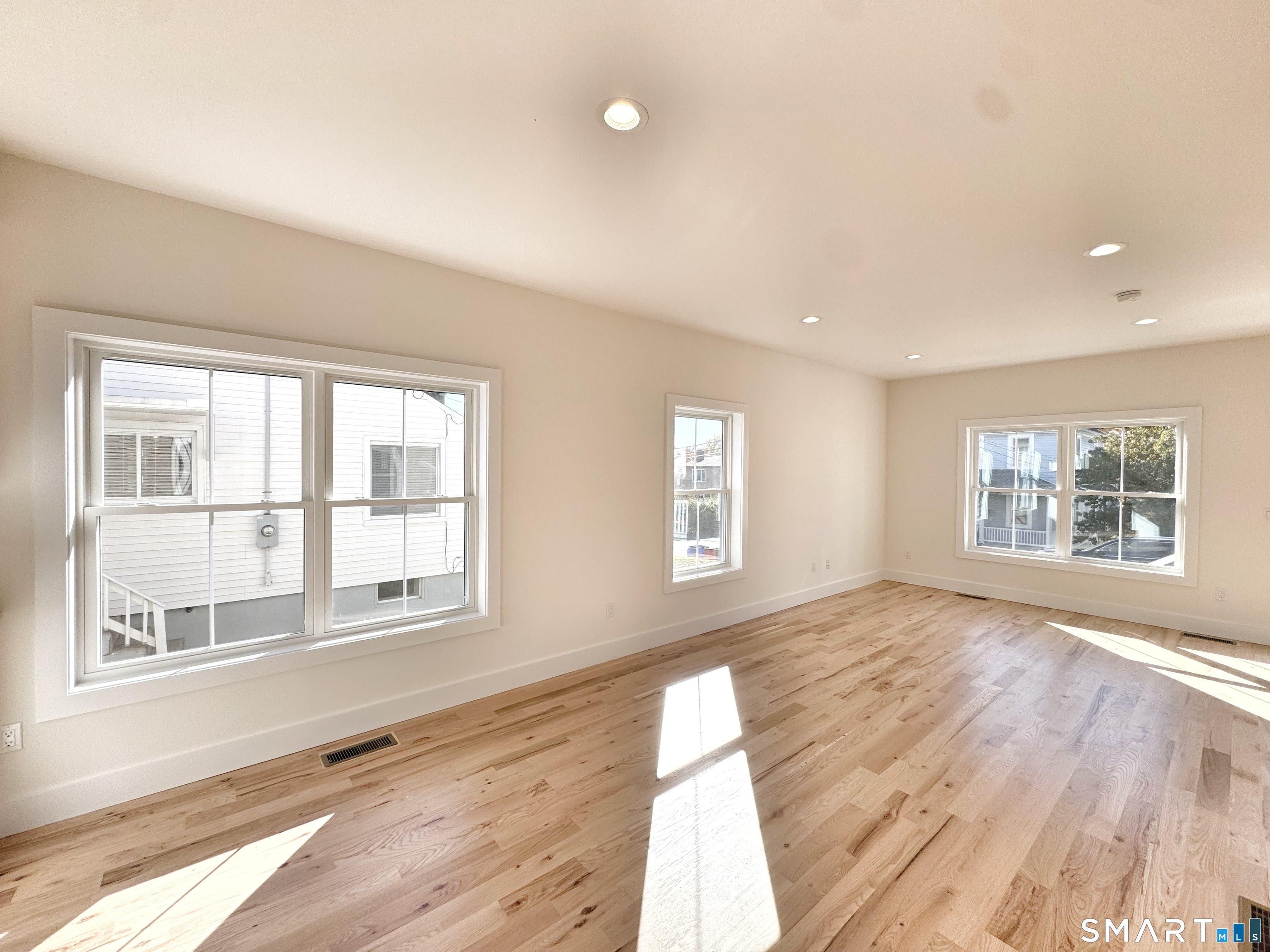 20 Sention Avenue, Norwalk, Connecticut photo 3