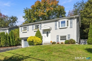 6 Country Club Road