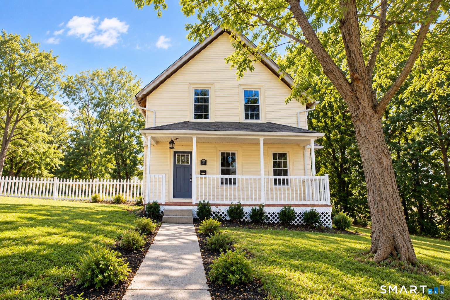 Photo 1 of Single family home for sale at 37 Reynolds St, Norwich, CT 06360 | MLS# 24217514 | Listing updated on 2026-10-29