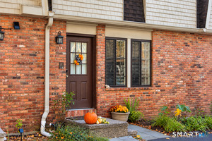 105 Columbus Place, Unit 4