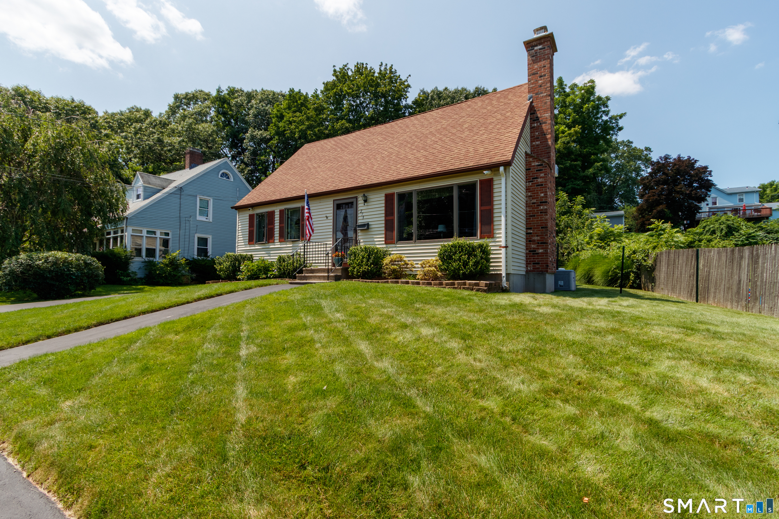 Photo 4 of Single family home for sale at 273 New Hanover Ave, Meriden, CT 06451 | MLS# 24217693 | Listing updated on 2026-10-29