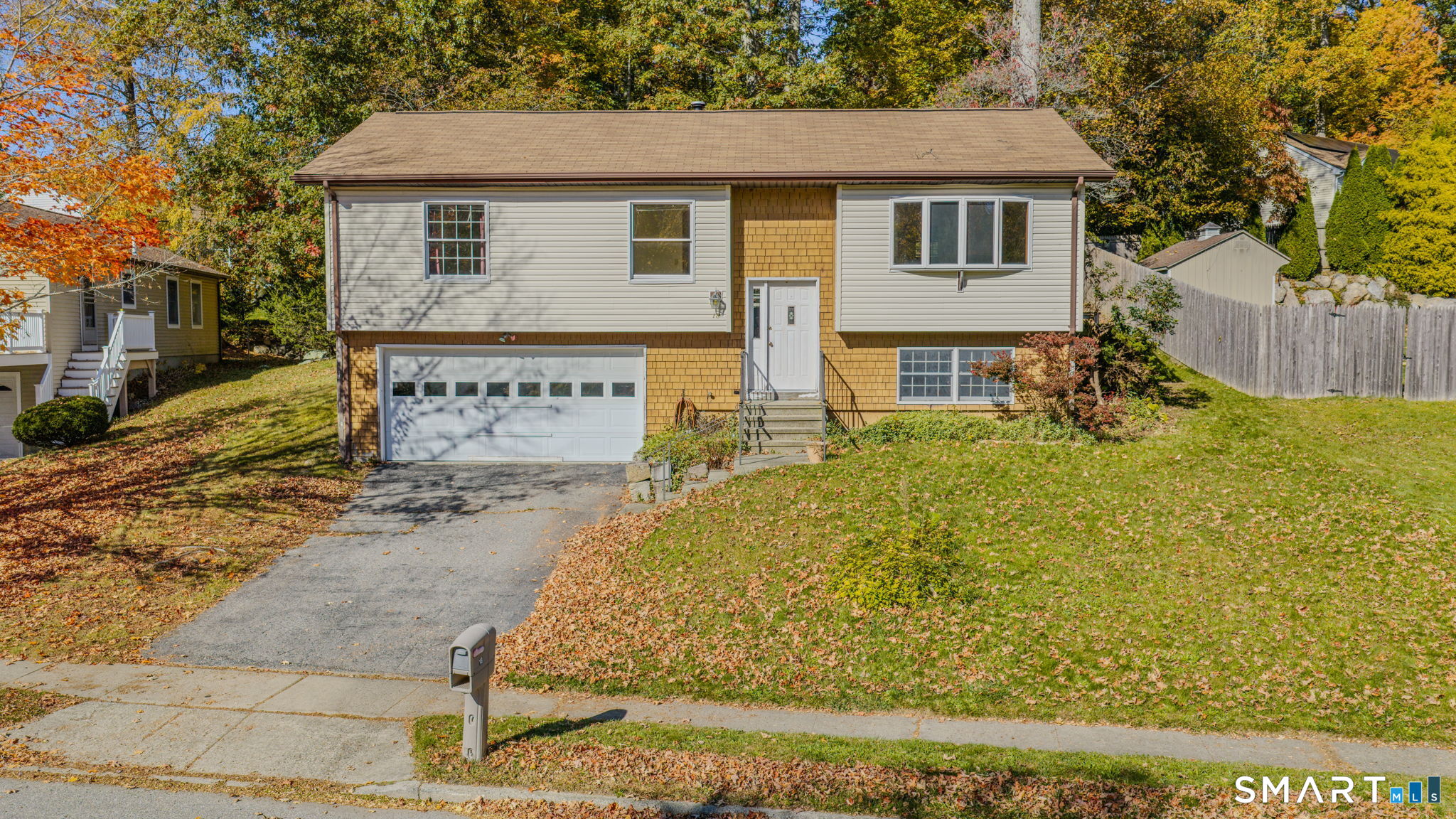 Photo 1 of Single family home for sale at 18 Ledgeland Dr, Mystic, CT 06355 | MLS# 24217751 | Listing updated on 2026-10-30