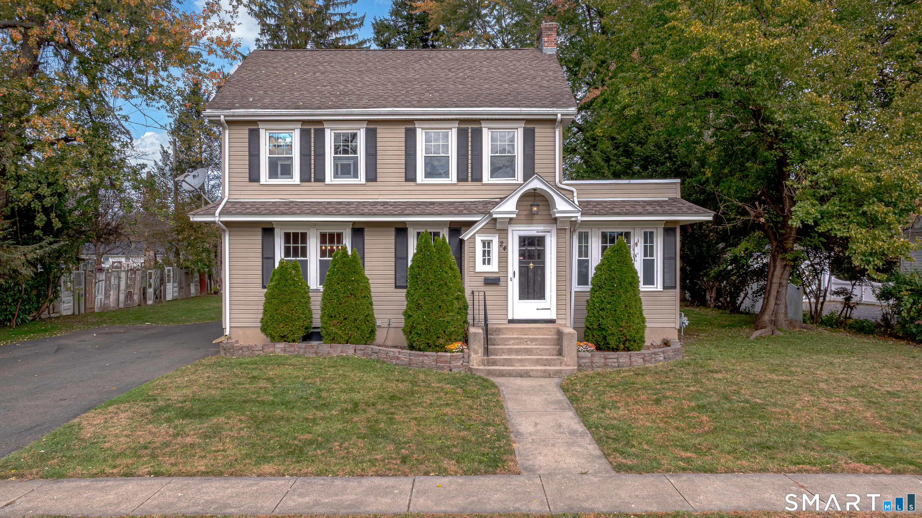 Single family home for sale at 24 Giddings Ave, Windsor, CT 06095 | MLS# 24213135