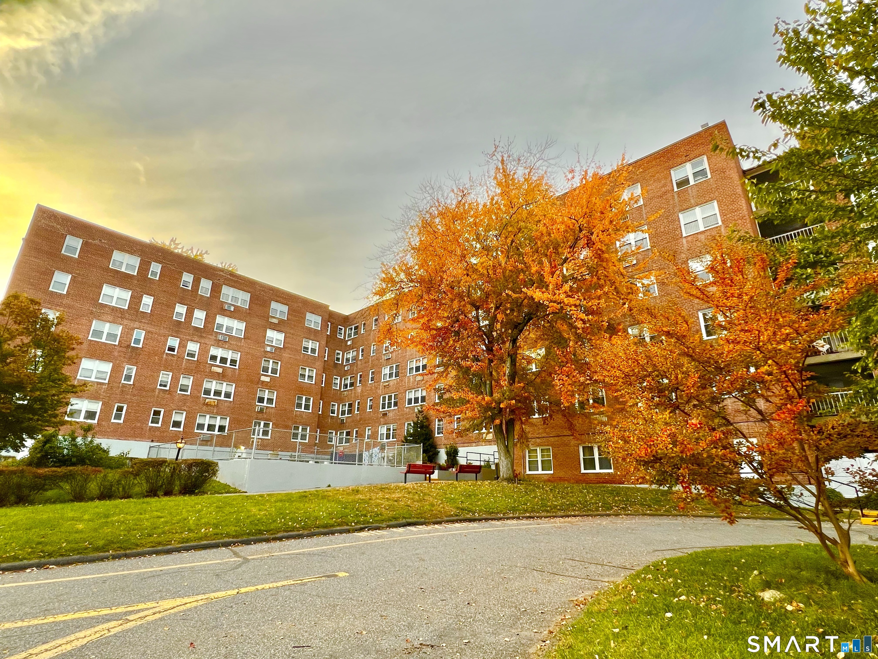 Photo 1 of Condo for sale at 54 West N St #408, Stamford, CT 06902 | MLS# 24209016 | Listing updated on 2026-10-29