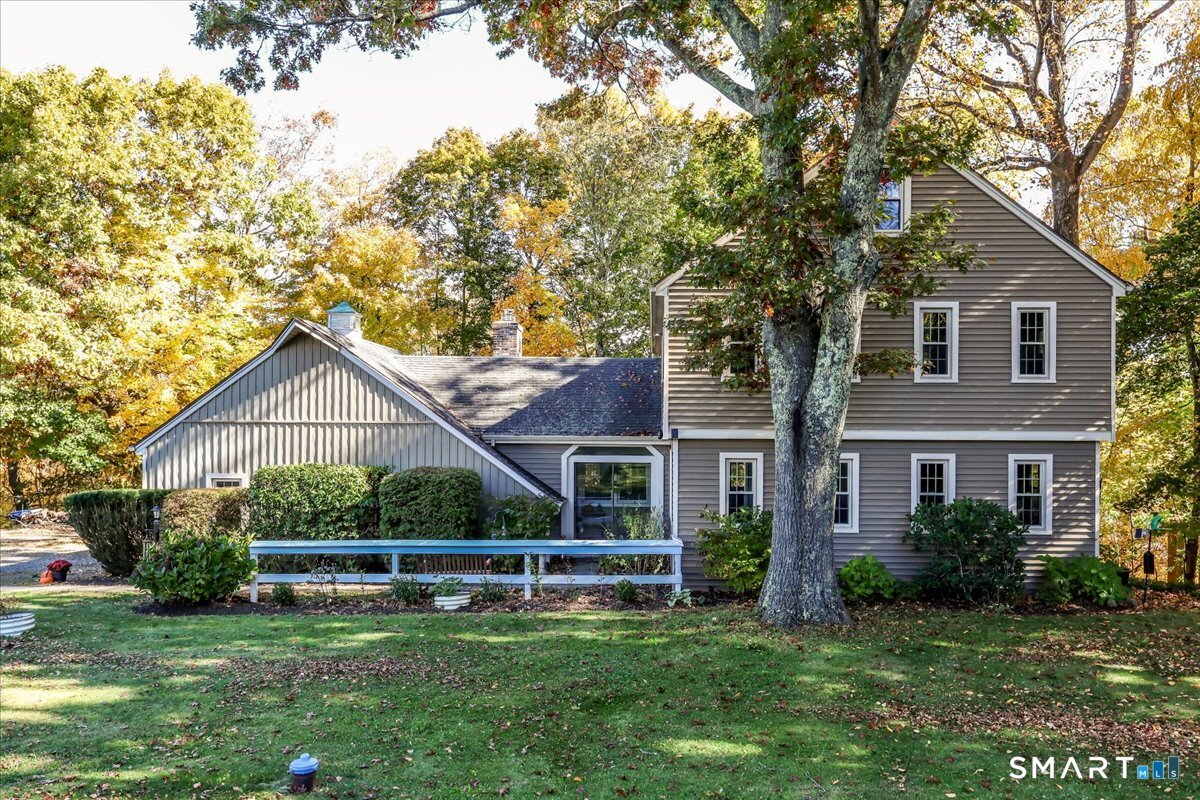 Photo 1 of Single family home for sale at 9 Gale Ct, Bethel, CT 06801 | MLS# 24215146 | Listing updated on 2026-10-29