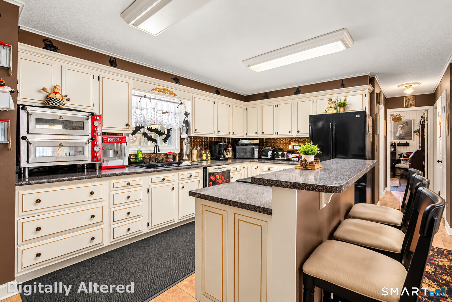 Photo 2 of Single family home for sale at 365 Wauregan Rd, Danielson, CT 06239 | MLS# 24217288 | Listing updated on 2026-10-29