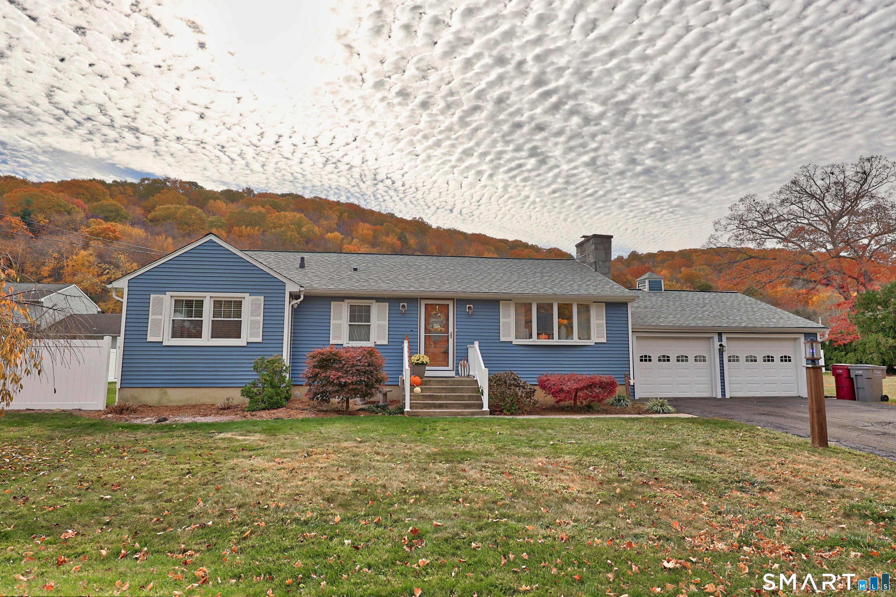 Photo 1 of Single family home for sale at 30 Hackett St, Naugatuck, CT 06770 | MLS# 24217801 | Listing updated on 2026-10-30