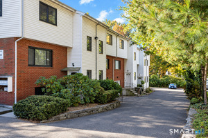 422 Courtland Avenue, Unit 1