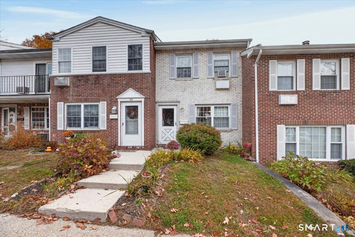 Photo 1 of Townhouse for sale at 42 Surrey Ln #42, Torrington, CT 06790 | MLS# 24217952 | Listing updated on 2026-10-29