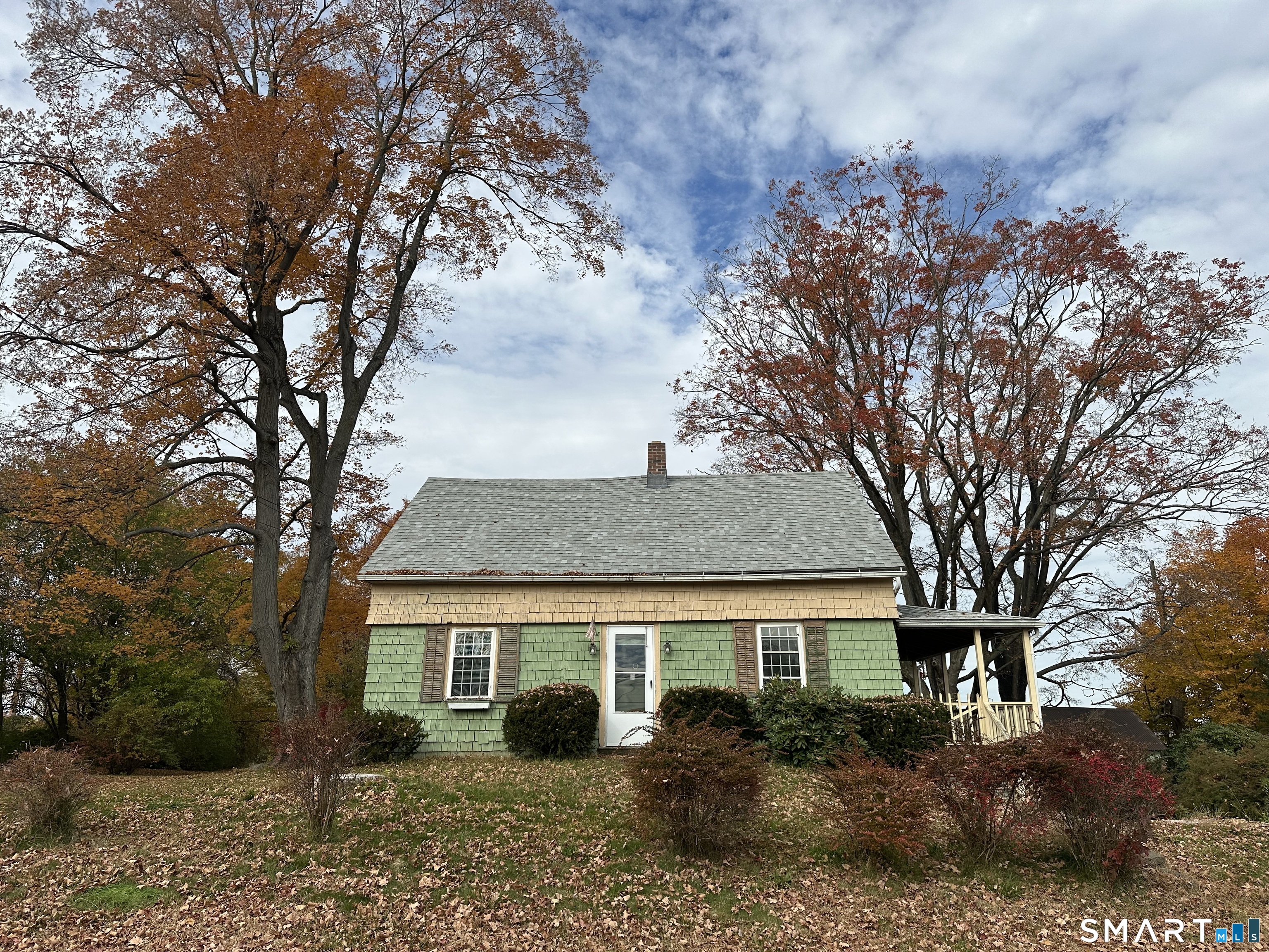 Photo 1 of Single family home for sale at 368 Bow Ln, Middletown, CT 06457 | MLS# 24217601 | Listing updated on 2026-10-29