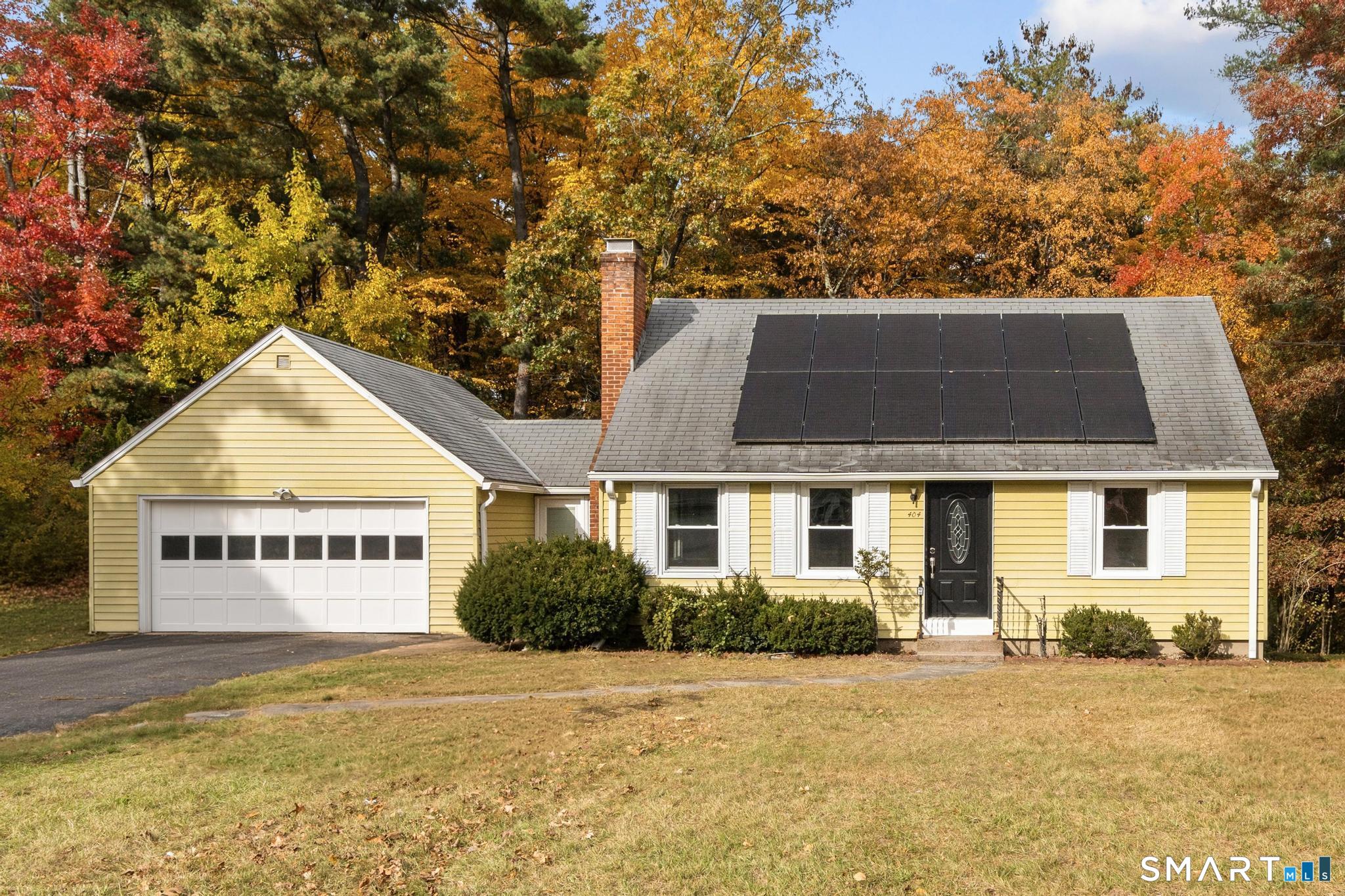 Single family home for sale at 404 Woodland St, Windsor Locks, CT 06096 | MLS# 24217809
