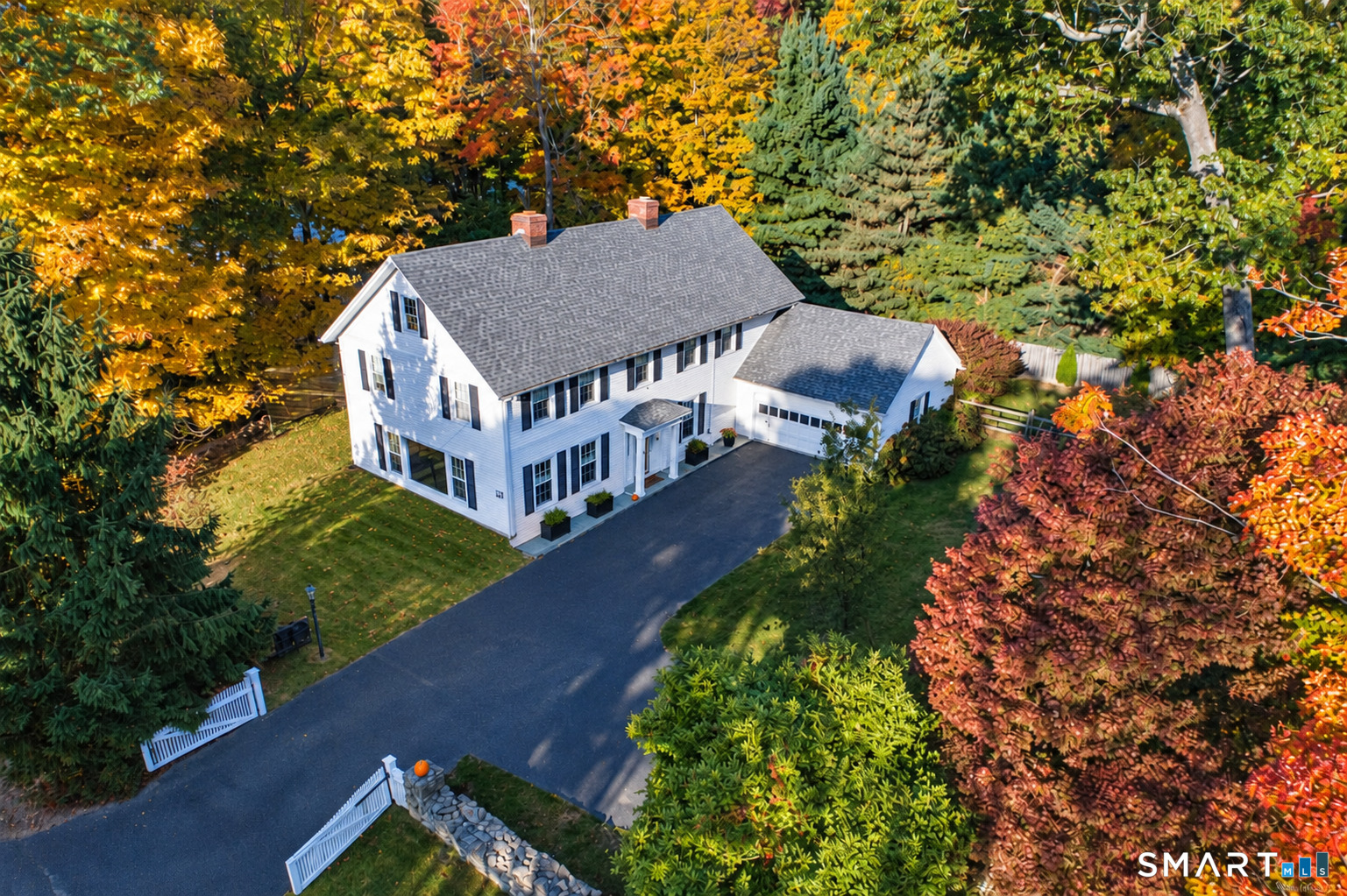 Photo 1 of Single family home for sale at 45 Flt Rock Rd, Easton, CT 06612 | MLS# 24215976 | Listing updated on 2026-10-29