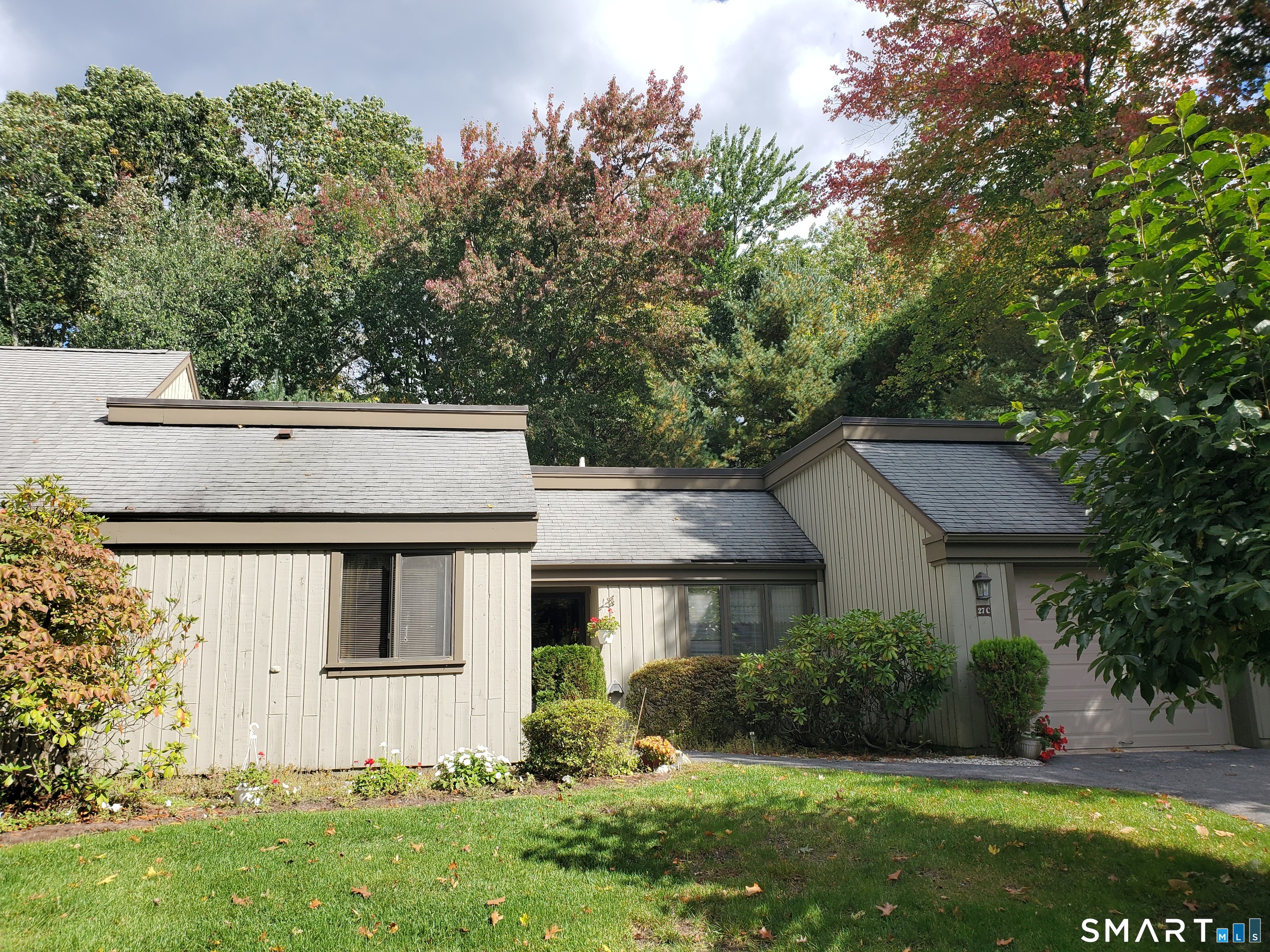 Condo for sale at 27 Heritage Crst #C, Southbury, CT 06488 | MLS# 24217993