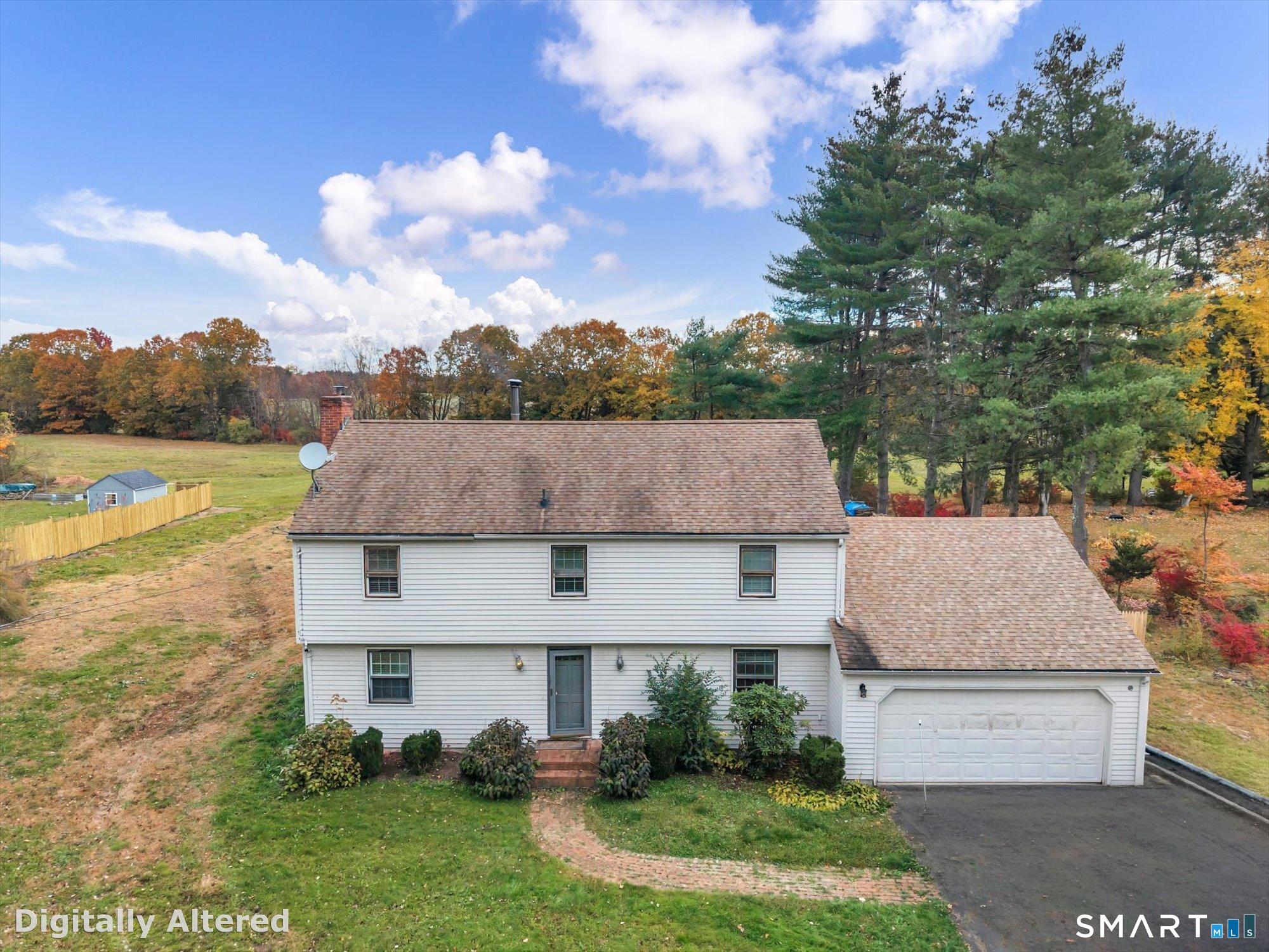 Photo 1 of Single family home for sale at 5 Clifdon Dr, Simsbury, CT 06070 | MLS# 24217939 | Listing updated on 2026-10-29