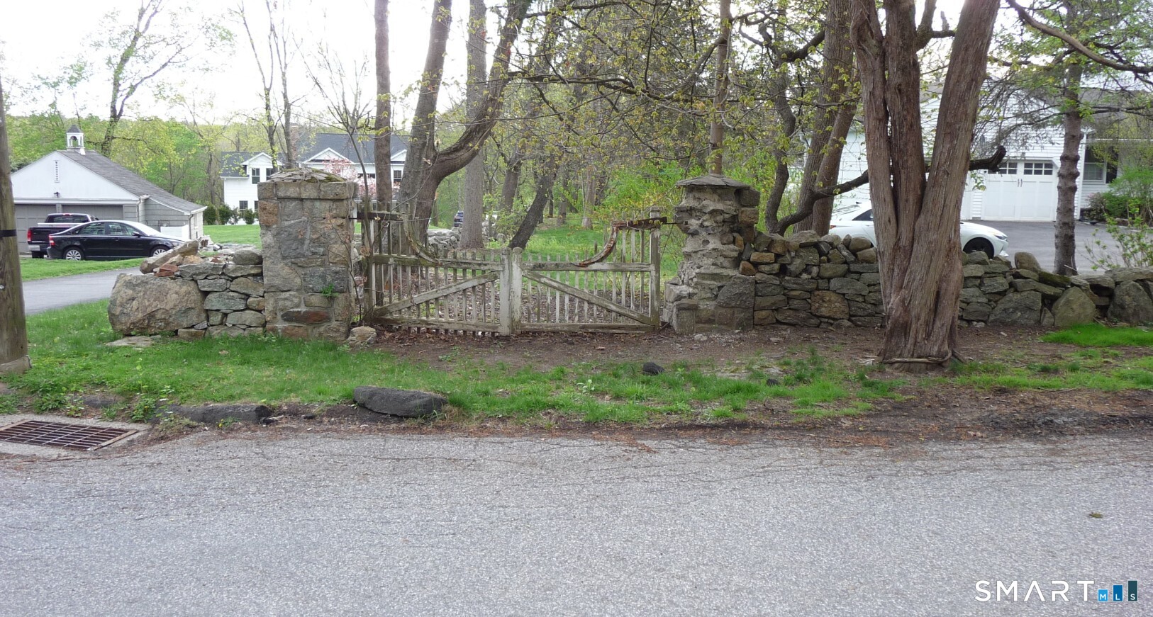 Photo 1 of Land for sale at 67 Briarwood Ln, Stamford, CT 06903 | MLS# 24218038 | Listing updated on 2026-10-29