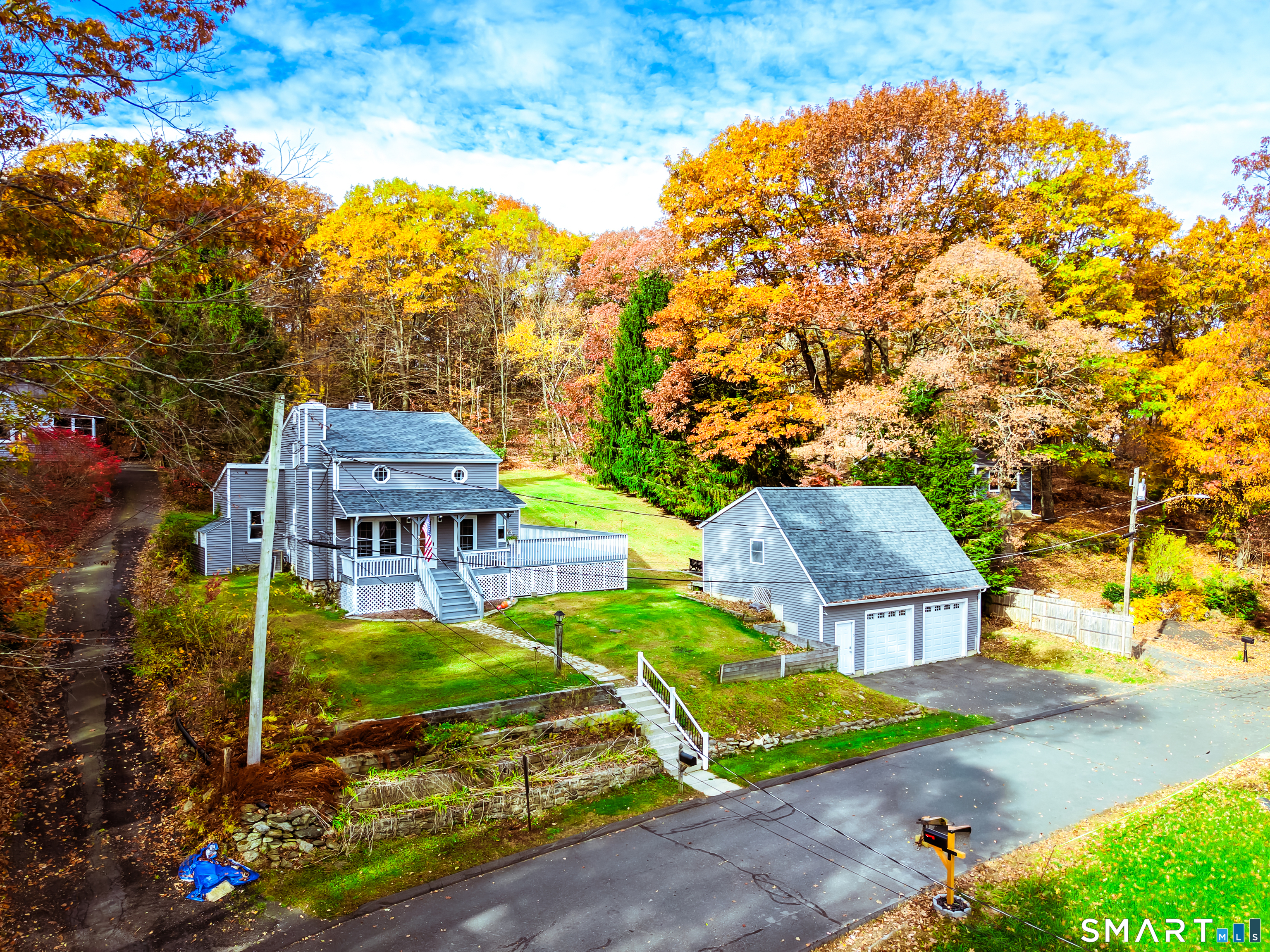 Photo 2 of Single family home for sale at 5 Lakeview Rd, Terryville, CT 06786 | MLS# 24217649 | Listing updated on 2026-10-29