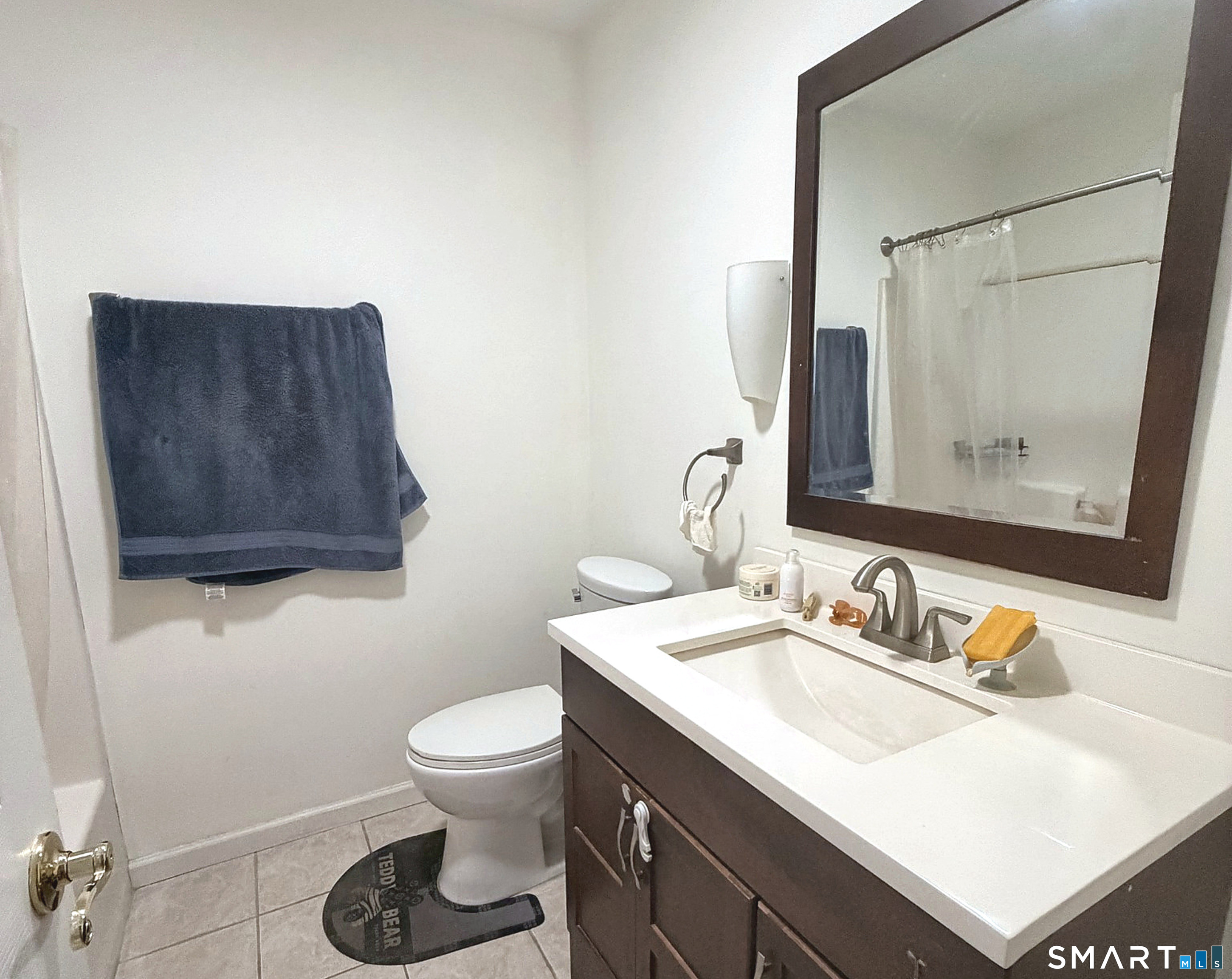 Photo 4 of Single family home for sale at 35 Andrea Dr, West Haven, CT 06516 | MLS# 24218039 | Listing updated on 2026-10-30