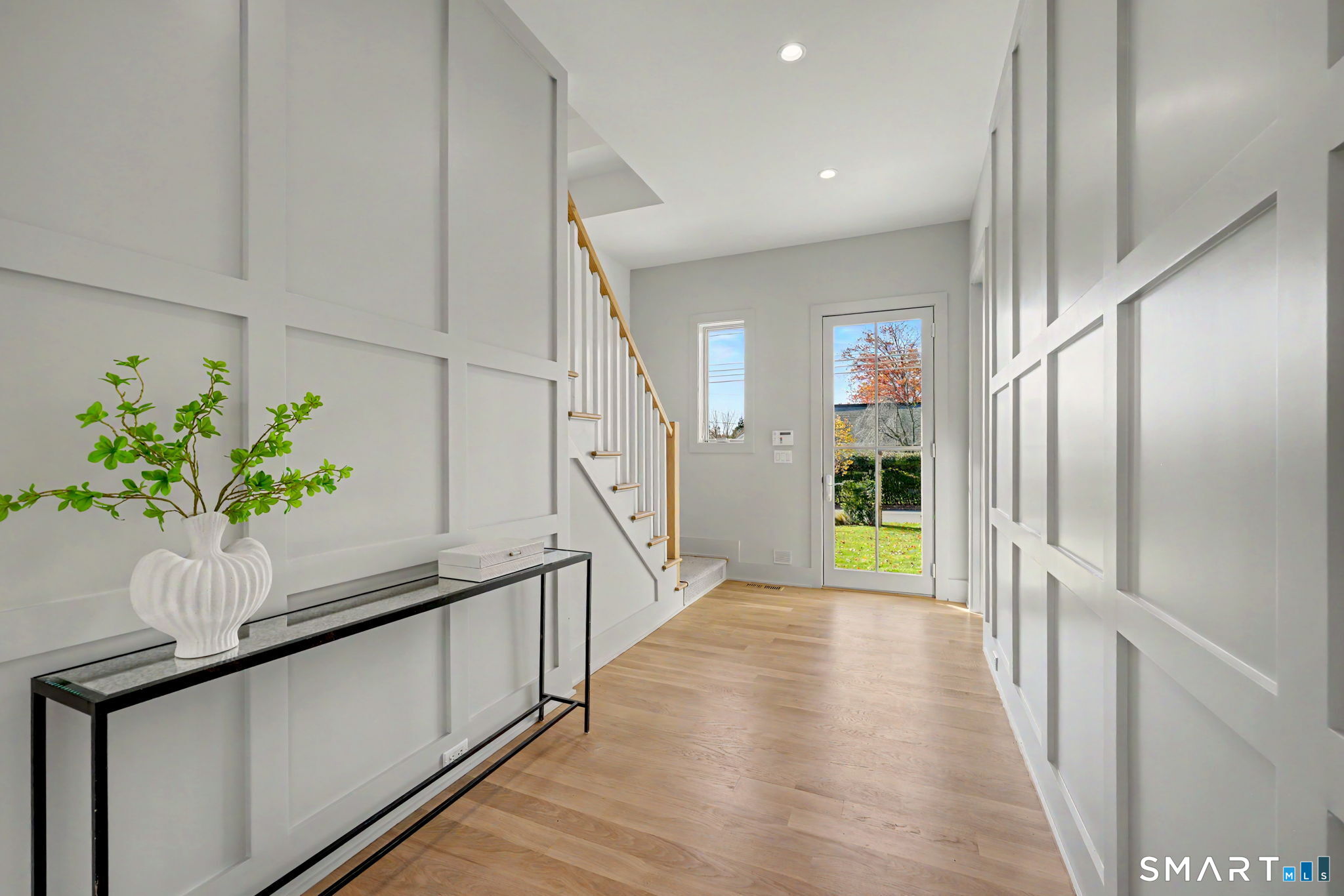 Photo 4 of Single family home for sale at 12 Bauer Pl, Westport, CT 06880 | MLS# 24198123 | Listing updated on 2026-10-31