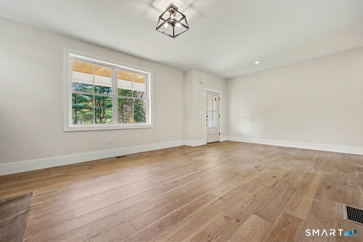 Photo 3 of Single family home for sale at 6 Mount Sanford Rd, Cheshire, CT 06410 | MLS# 24216993 | Listing updated on 2026-10-30