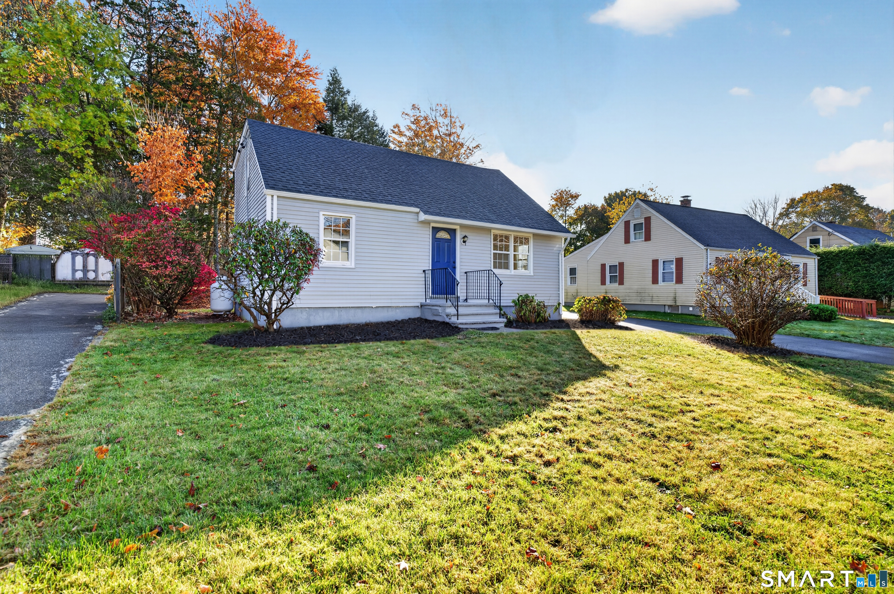 Single family home for sale at 210 Chestnut Hl Ave, Waterbury, CT 06704 | MLS# 24217933