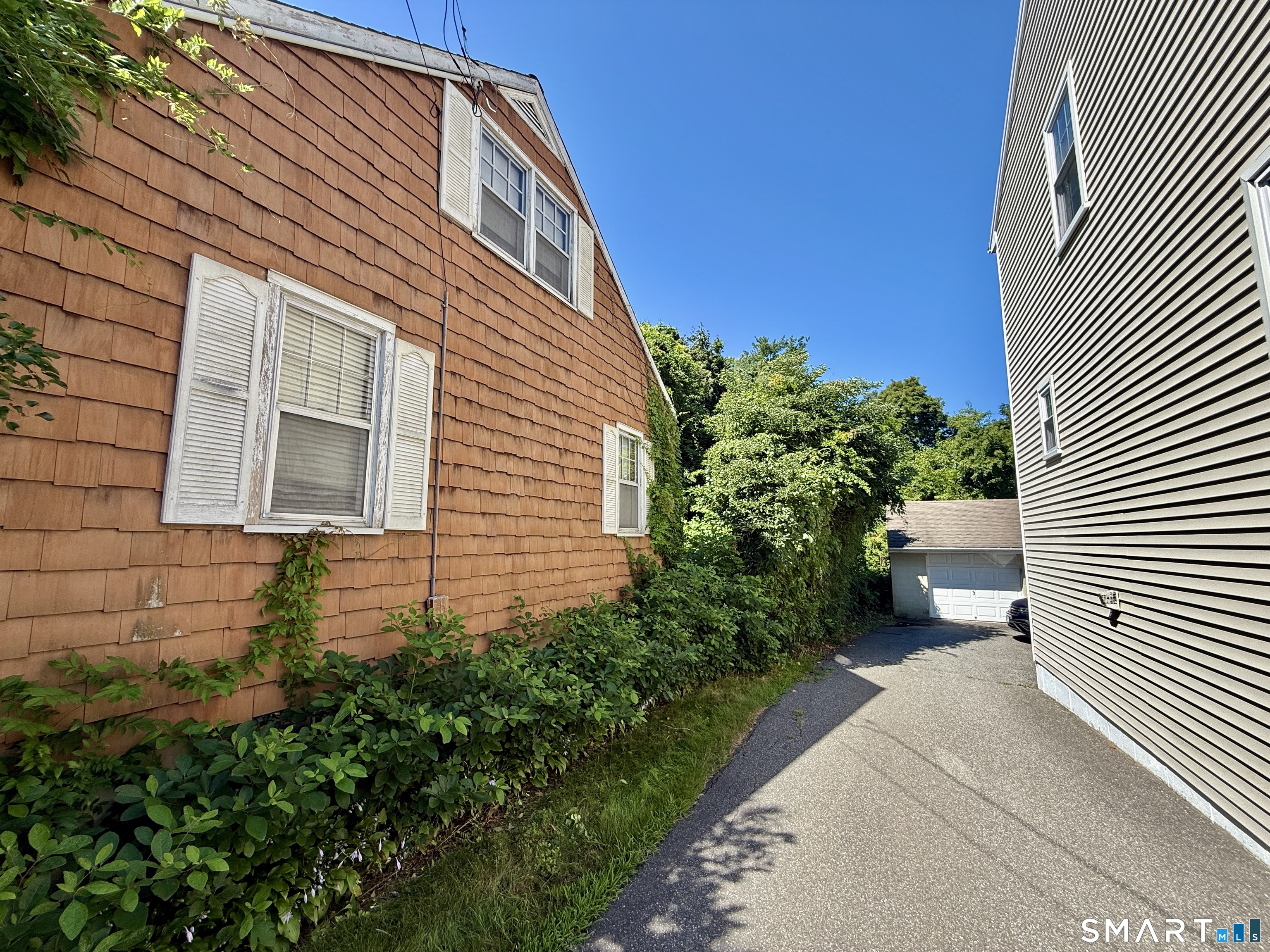Photo 2 of Single family home for sale at (Undisclosed), Stratford, CT 06614 | MLS# 24218083 | Listing updated on 2026-10-31