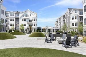 180 Park Street, Unit 204