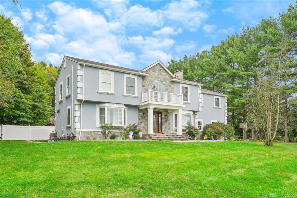 133 Roosevelt Drive — exterior photo