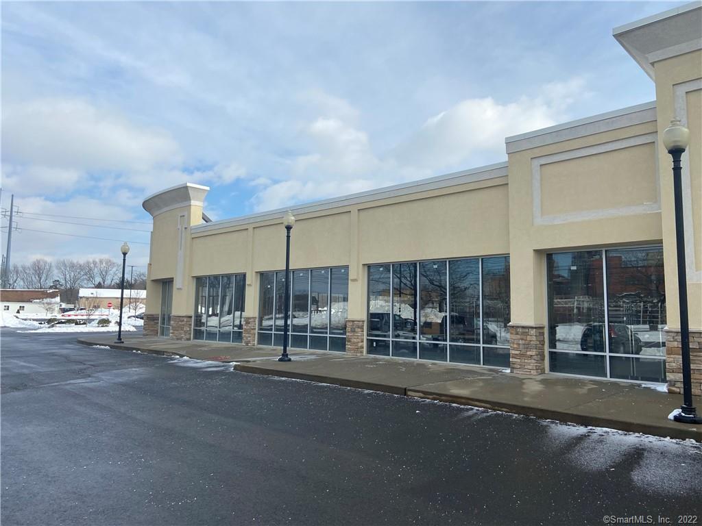 Retail spaces from 3, 000-12, 000 SF in high visibility location on Route 5 just north of I-91 exit 13.