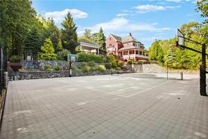 Homes for sale in New Canaan, CT | 26 Pequot Ln, New Canaan, CT 06840 | MLS# 170473214