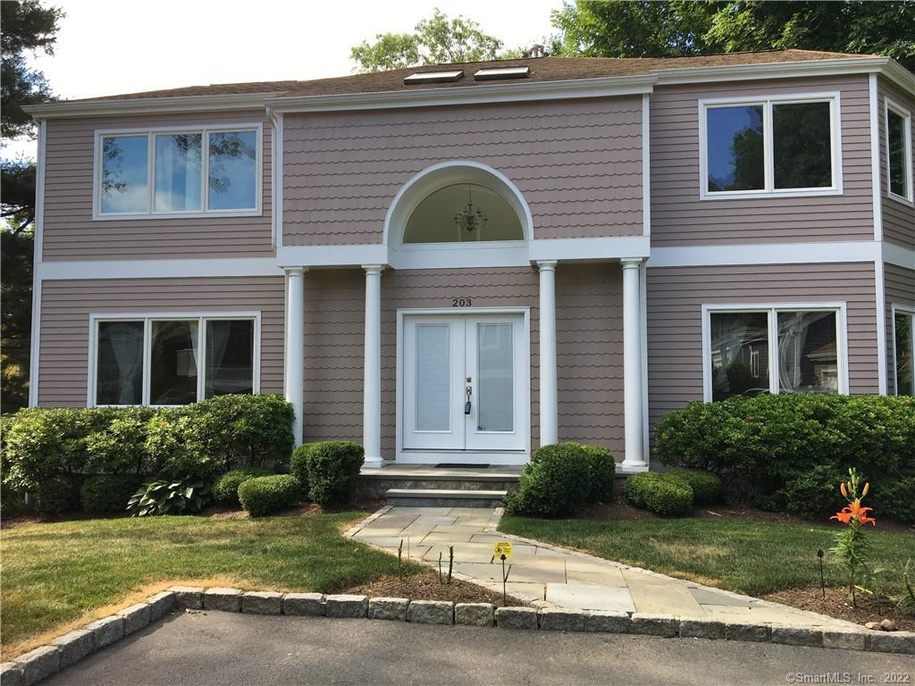 203 Silver Creek Lane — photo 1