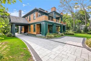 70 Shore Road