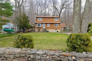 222 Mountain Road