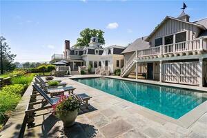 136 Pear Tree Point Road