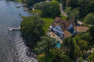 5 Stony Point Road